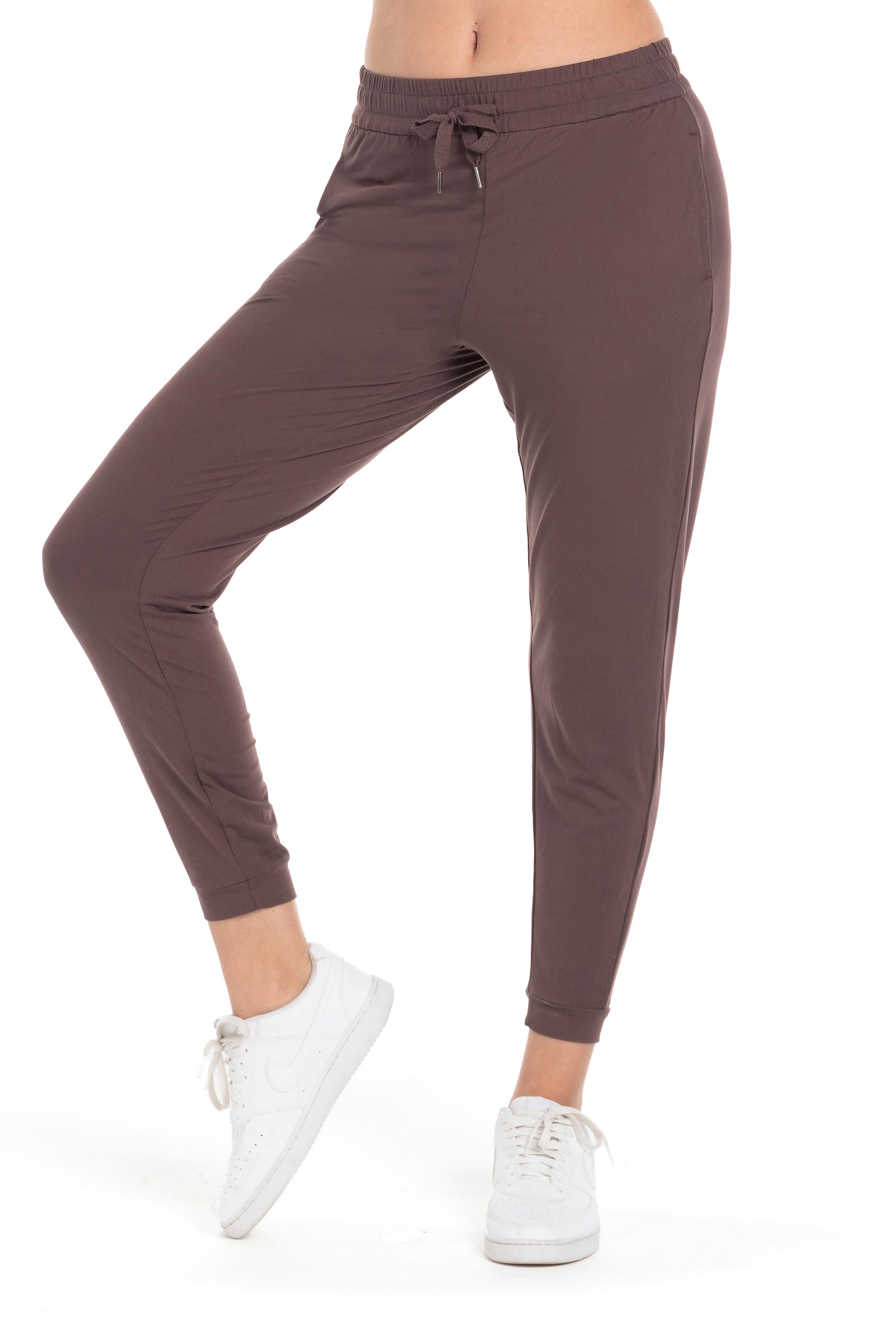 Breathable Quick Dry Sports Joggers Womens For Women Slim Fit Running  Leggings With Nine Point Pockets For Gym, Training, And Fitness From  Miki886, $21.61