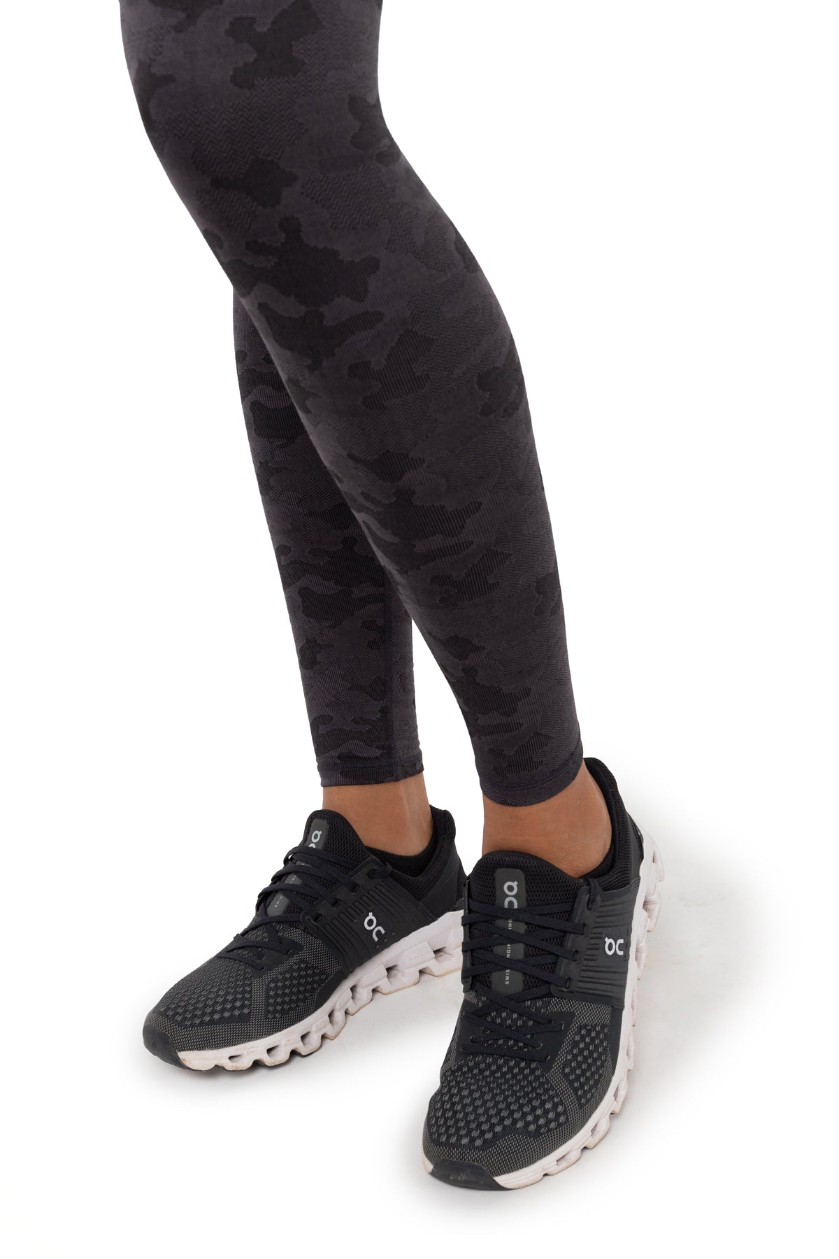 NWT 90 Degree Camo Jacquard Legging-XL in 2023  Black leggings women, Soft  leggings, Green leggings
